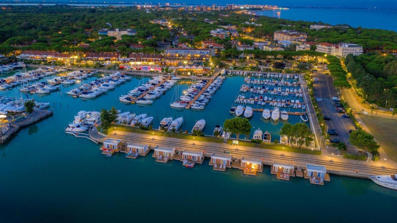 Marina Uno View Apartment Lignano Sabbiadoro Eksteriør bilde